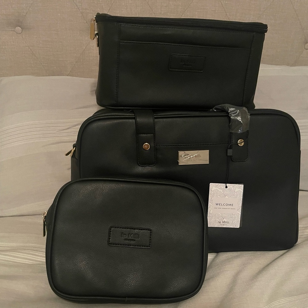 Elegant Black Travel Bag Set for Women